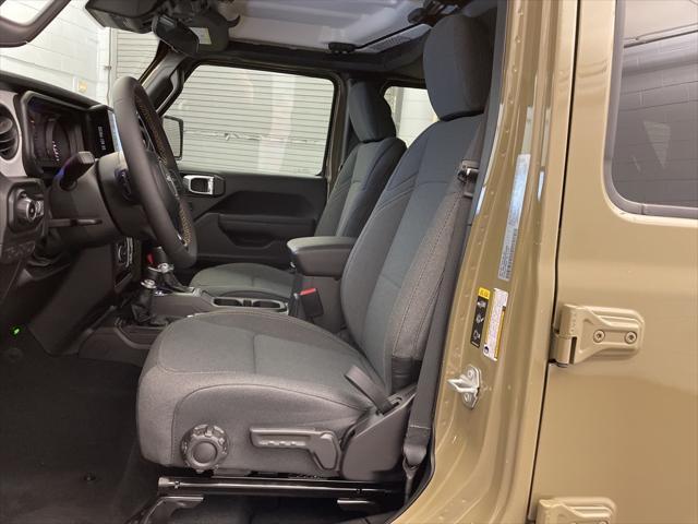 new 2025 Jeep Wrangler car, priced at $40,478