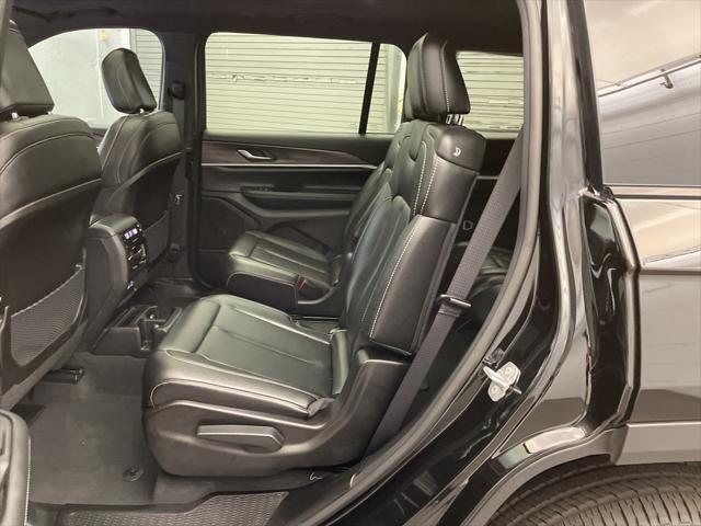 new 2024 Jeep Grand Cherokee L car, priced at $40,489