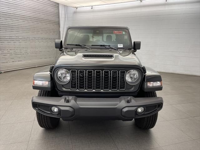 new 2025 Jeep Gladiator car, priced at $42,084
