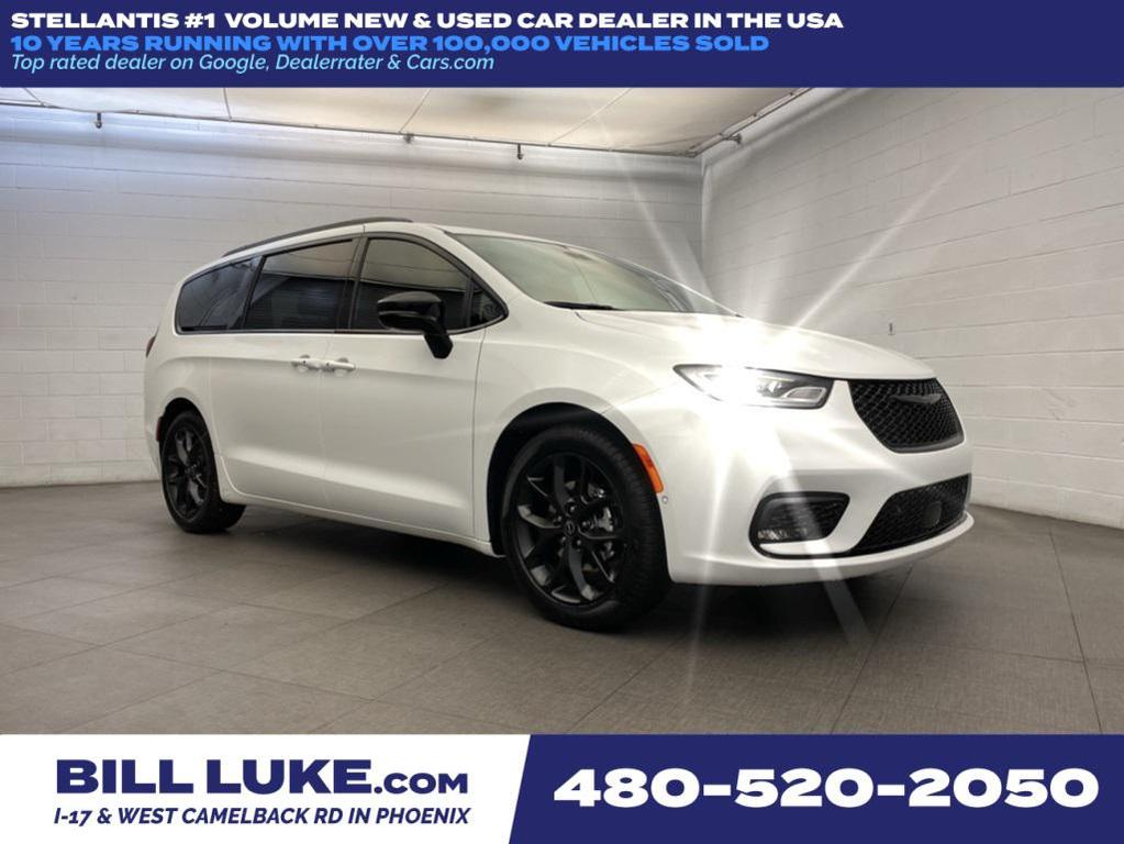 new 2026 Chrysler Pacifica car, priced at $43,956