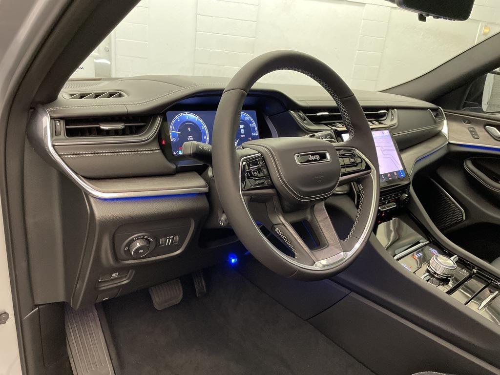 new 2025 Jeep Grand Cherokee L car, priced at $52,189