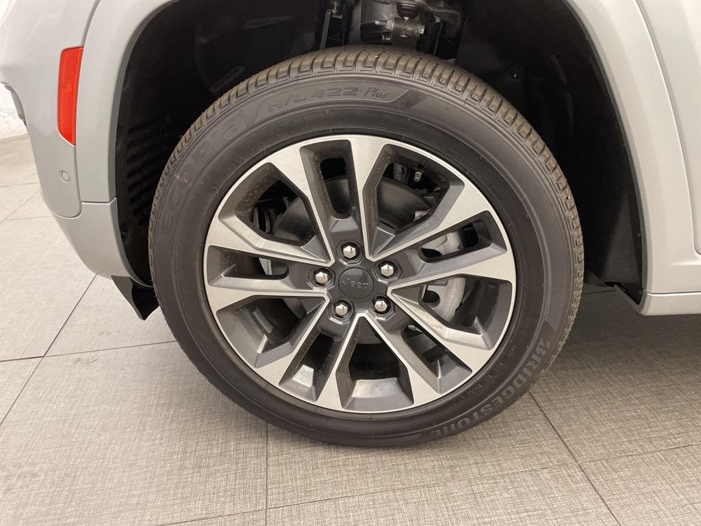 new 2025 Jeep Grand Cherokee L car, priced at $52,189