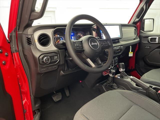 new 2025 Jeep Gladiator car, priced at $43,725