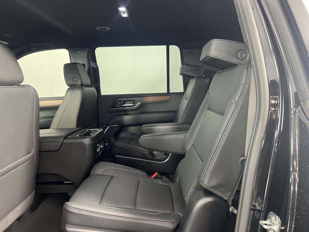 used 2025 GMC Yukon XL car, priced at $74,973