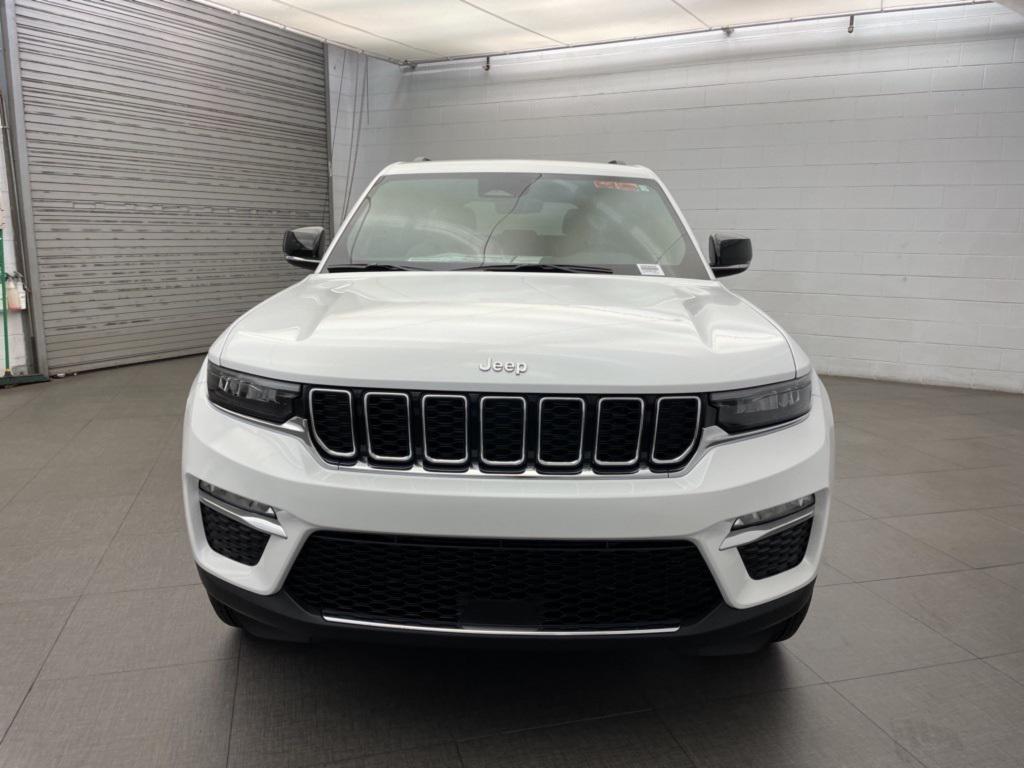 new 2025 Jeep Grand Cherokee car, priced at $41,553