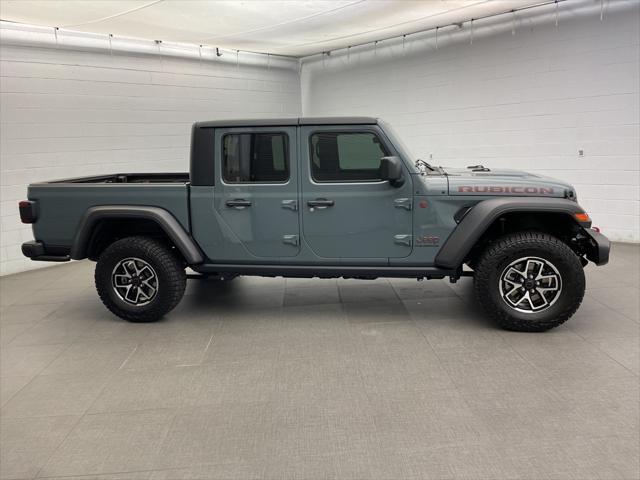 new 2024 Jeep Gladiator car, priced at $52,439