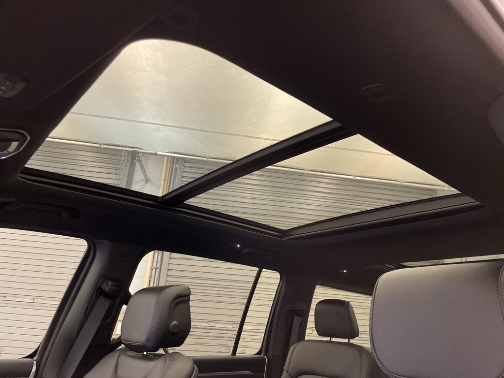 new 2025 Jeep Wagoneer car, priced at $67,982