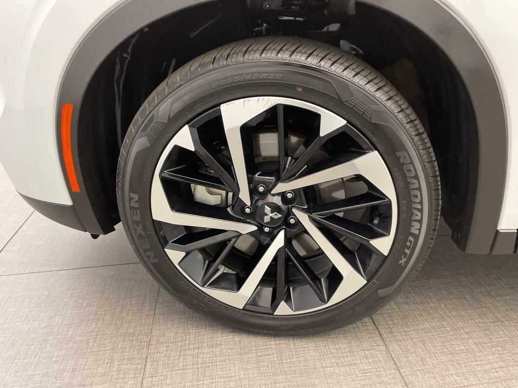 used 2024 Mitsubishi Outlander car, priced at $24,973