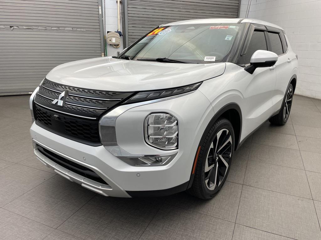 used 2024 Mitsubishi Outlander car, priced at $24,973