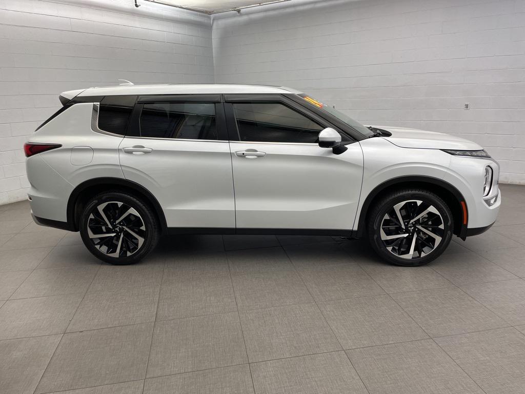 used 2024 Mitsubishi Outlander car, priced at $24,973