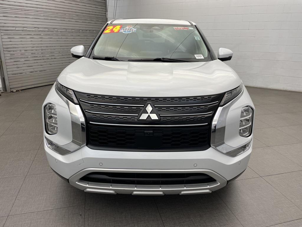 used 2024 Mitsubishi Outlander car, priced at $24,973