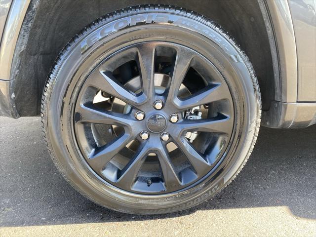 used 2017 Jeep Grand Cherokee car, priced at $15,973