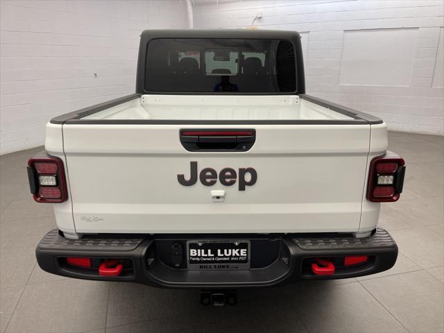 new 2024 Jeep Gladiator car, priced at $53,037