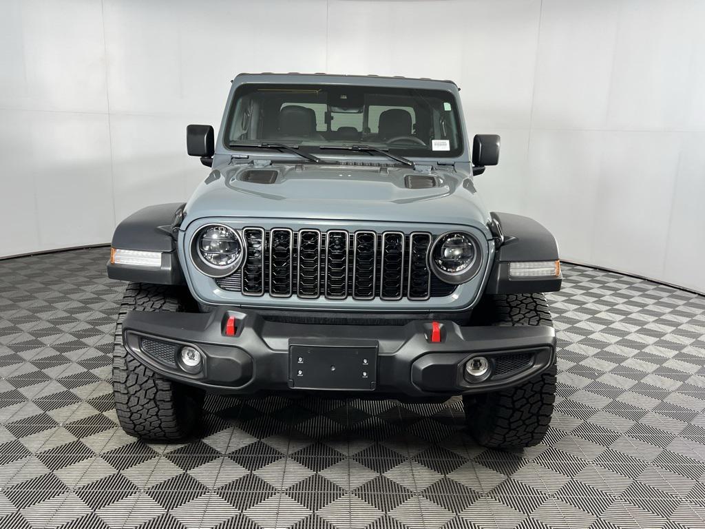 used 2024 Jeep Gladiator car, priced at $43,173