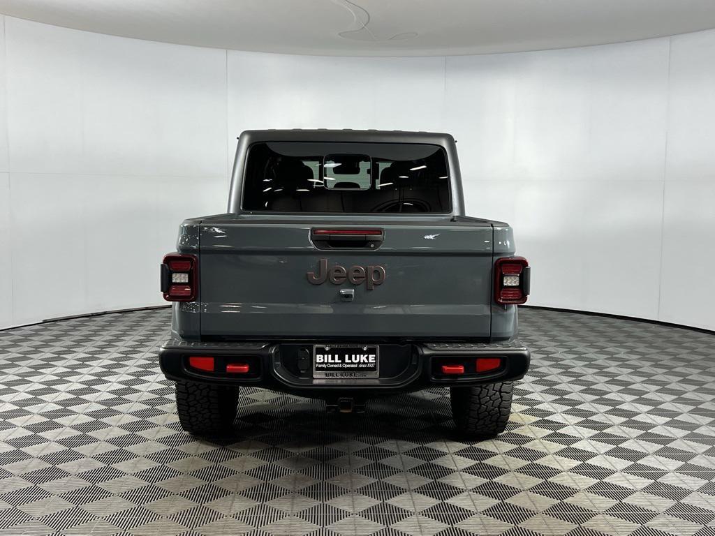 used 2024 Jeep Gladiator car, priced at $43,173