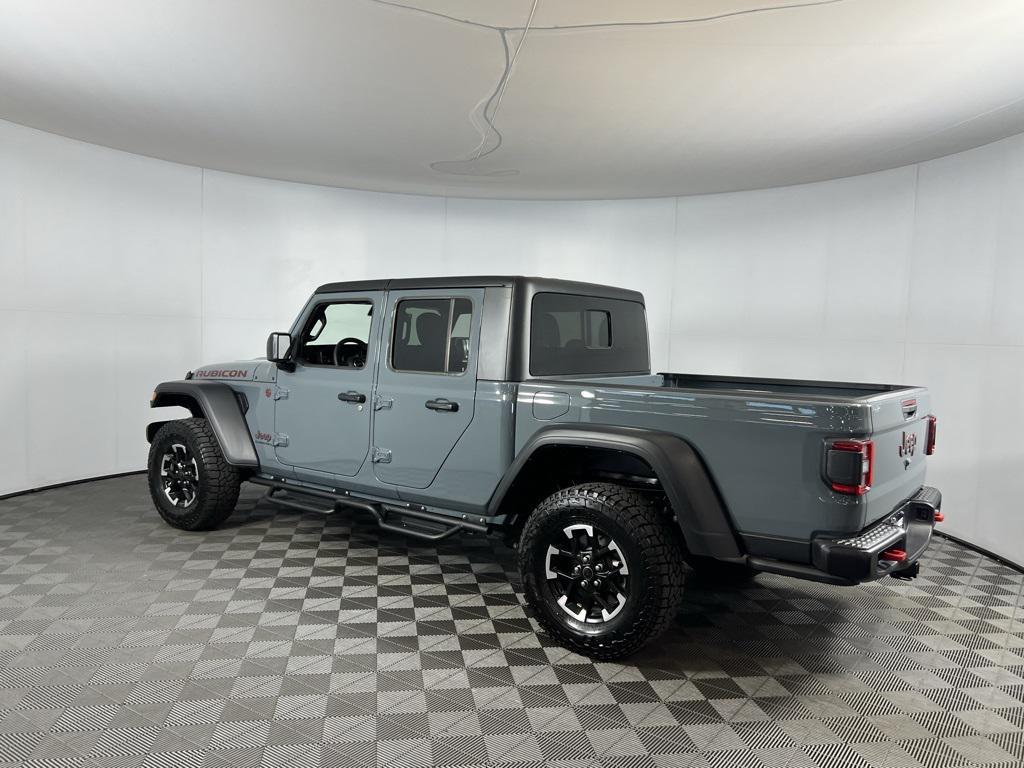 used 2024 Jeep Gladiator car, priced at $43,173
