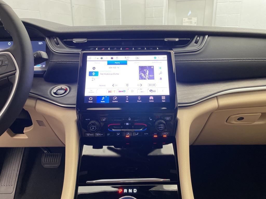 new 2025 Jeep Grand Cherokee L car, priced at $38,643