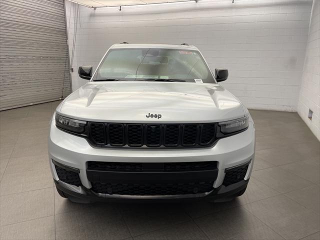 new 2025 Jeep Grand Cherokee L car, priced at $49,097