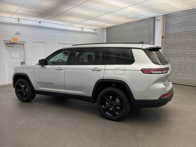 new 2025 Jeep Grand Cherokee L car, priced at $49,097