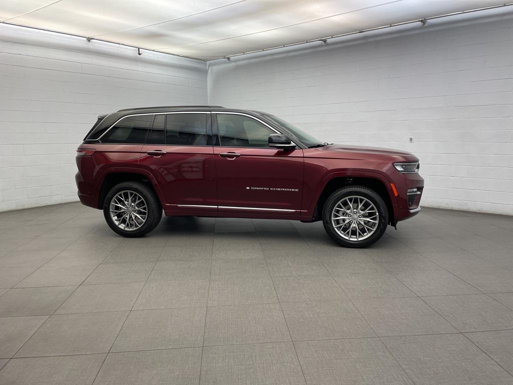 new 2025 Jeep Grand Cherokee car, priced at $53,456