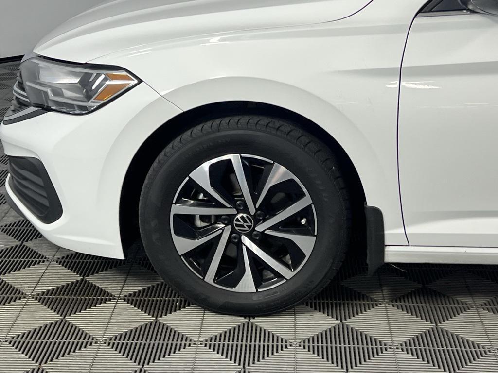 used 2024 Volkswagen Jetta car, priced at $15,373