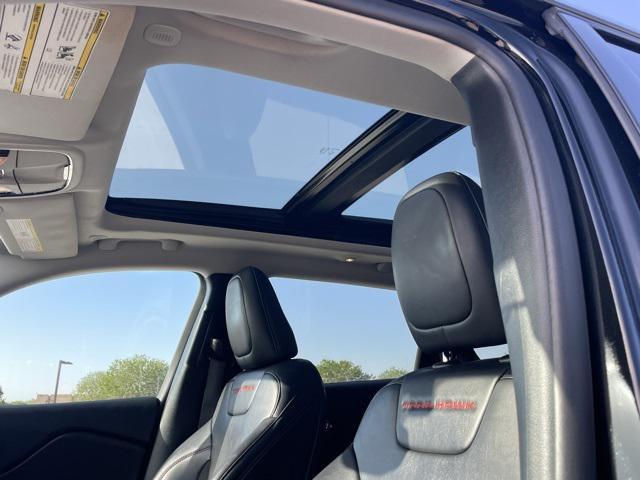 used 2022 Jeep Cherokee car, priced at $25,173