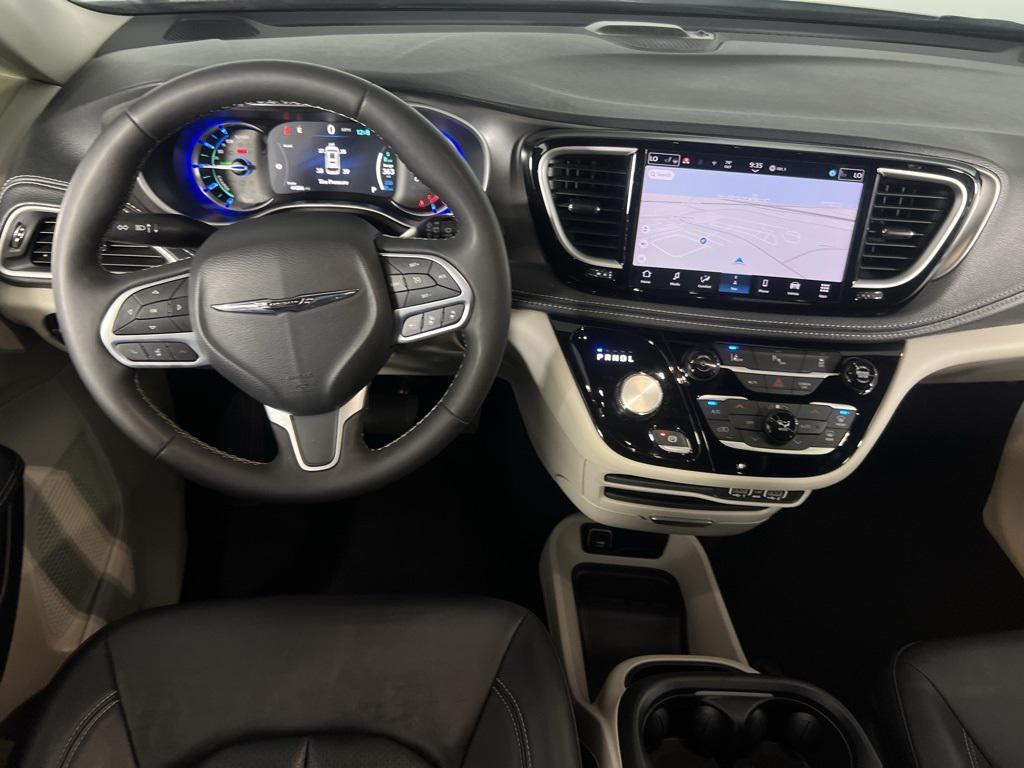 used 2024 Chrysler Pacifica Hybrid car, priced at $28,573