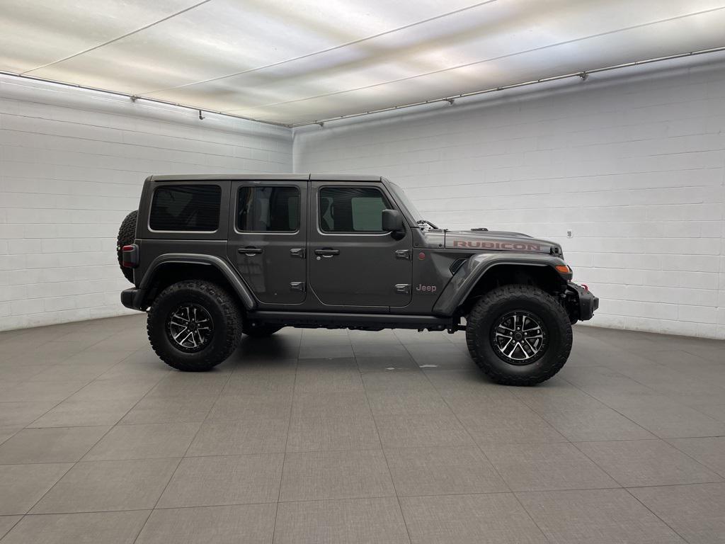new 2025 Jeep Wrangler car, priced at $57,489
