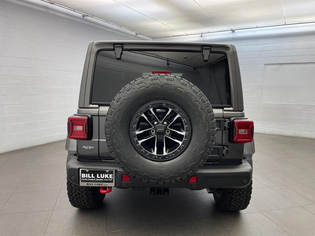 new 2025 Jeep Wrangler car, priced at $57,489