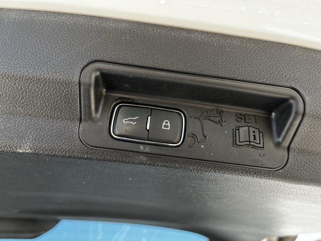 used 2024 Ford Explorer car, priced at $35,273