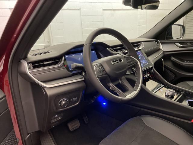 new 2025 Jeep Grand Cherokee L car, priced at $39,970