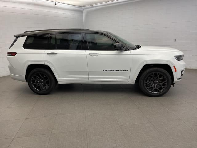 new 2025 Jeep Grand Cherokee L car, priced at $62,558