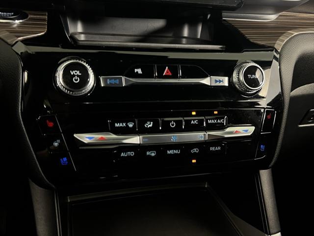 used 2024 Ford Explorer car, priced at $33,273