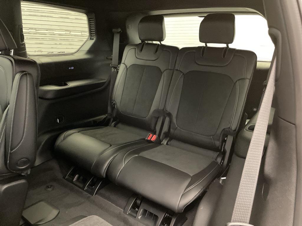 new 2025 Jeep Grand Cherokee L car, priced at $38,628