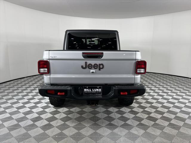 used 2022 Jeep Gladiator car, priced at $35,573