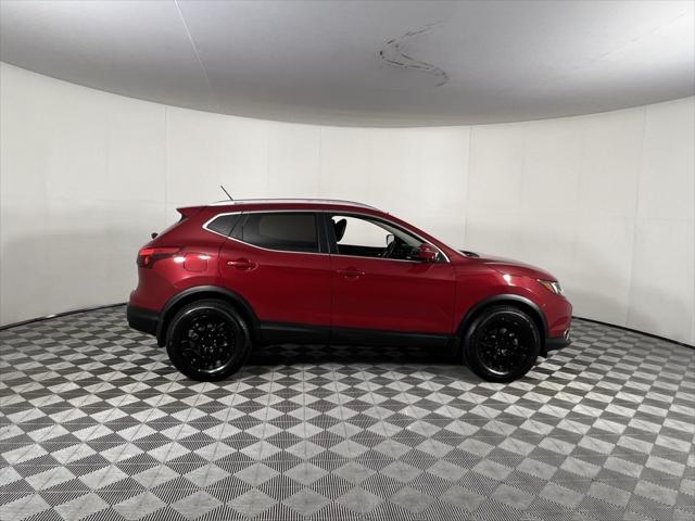 used 2017 Nissan Rogue Sport car, priced at $15,273
