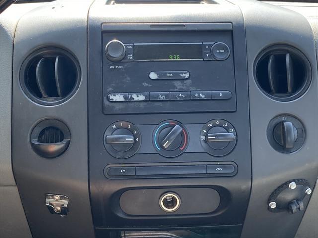 used 2004 Ford F-150 car