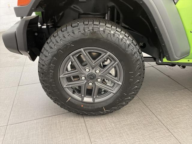 new 2025 Jeep Wrangler car, priced at $35,589