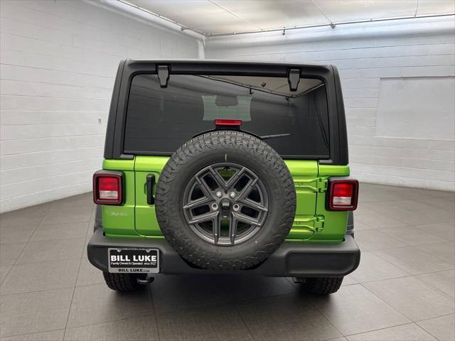 new 2025 Jeep Wrangler car, priced at $35,589