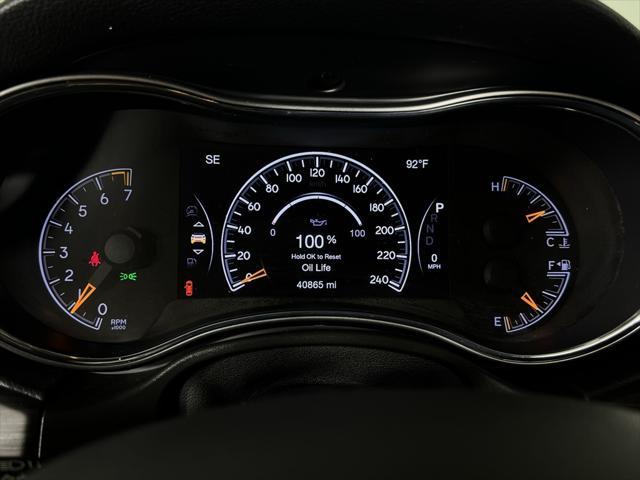 used 2022 Jeep Grand Cherokee car, priced at $24,173