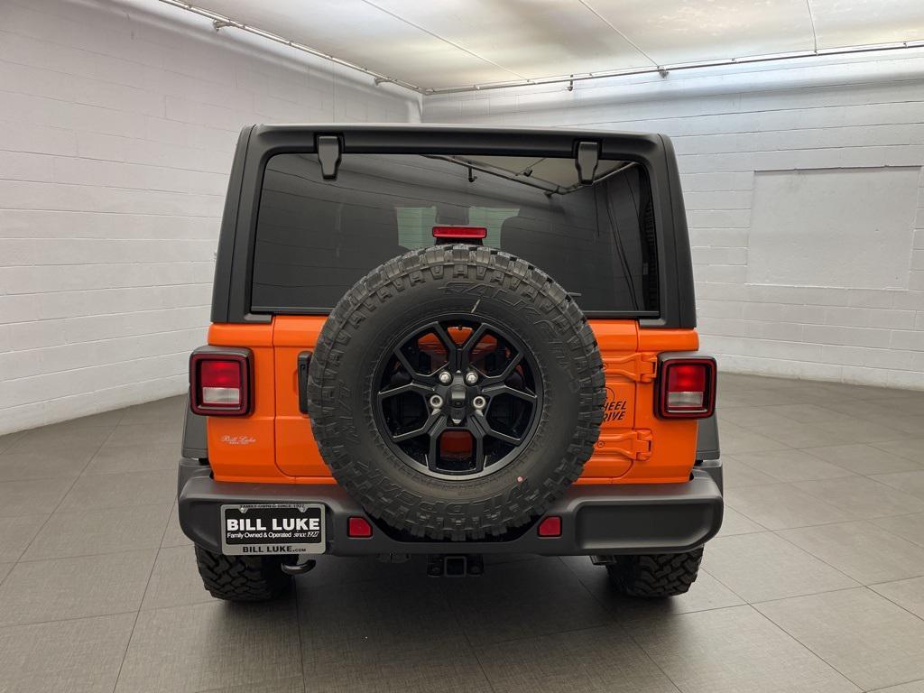 new 2025 Jeep Wrangler car, priced at $46,066