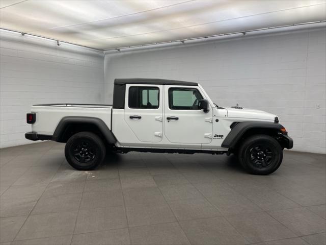 new 2025 Jeep Gladiator car, priced at $36,459