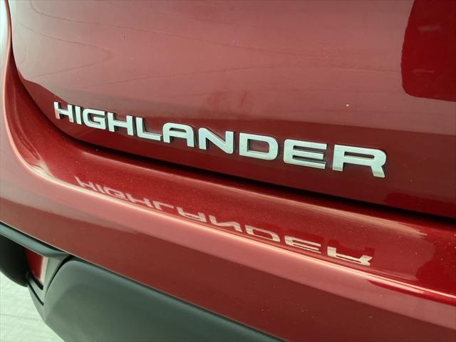 used 2021 Toyota Highlander car, priced at $33,973