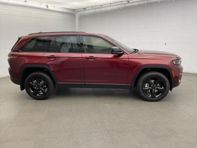 new 2024 Jeep Grand Cherokee car, priced at $44,131