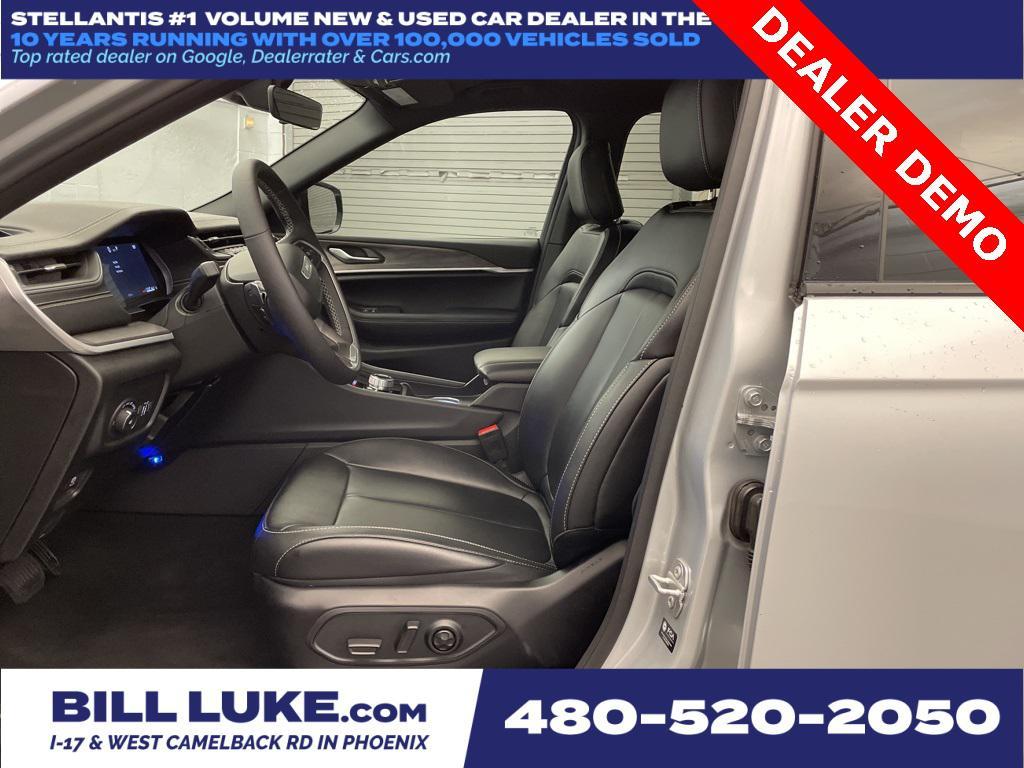 new 2025 Jeep Grand Cherokee L car, priced at $39,189