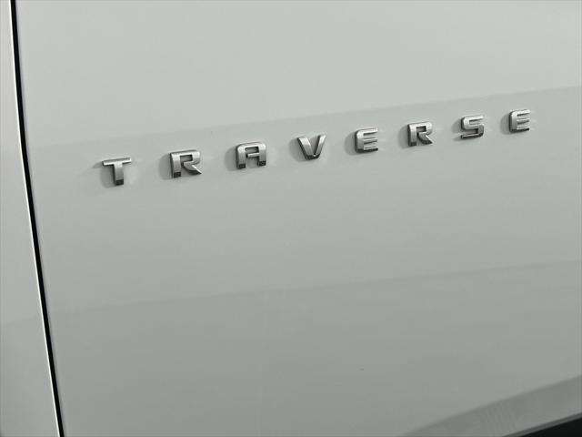 used 2020 Chevrolet Traverse car, priced at $17,000