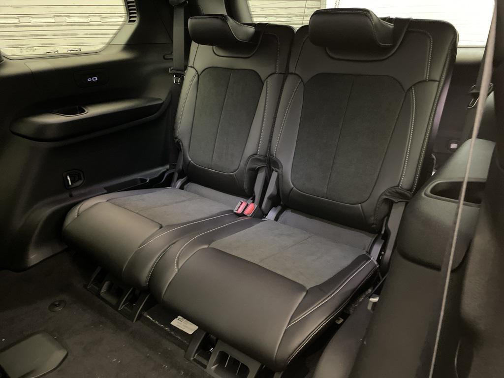 new 2025 Jeep Grand Cherokee L car, priced at $38,110