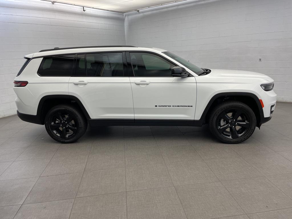 new 2025 Jeep Grand Cherokee L car, priced at $38,110