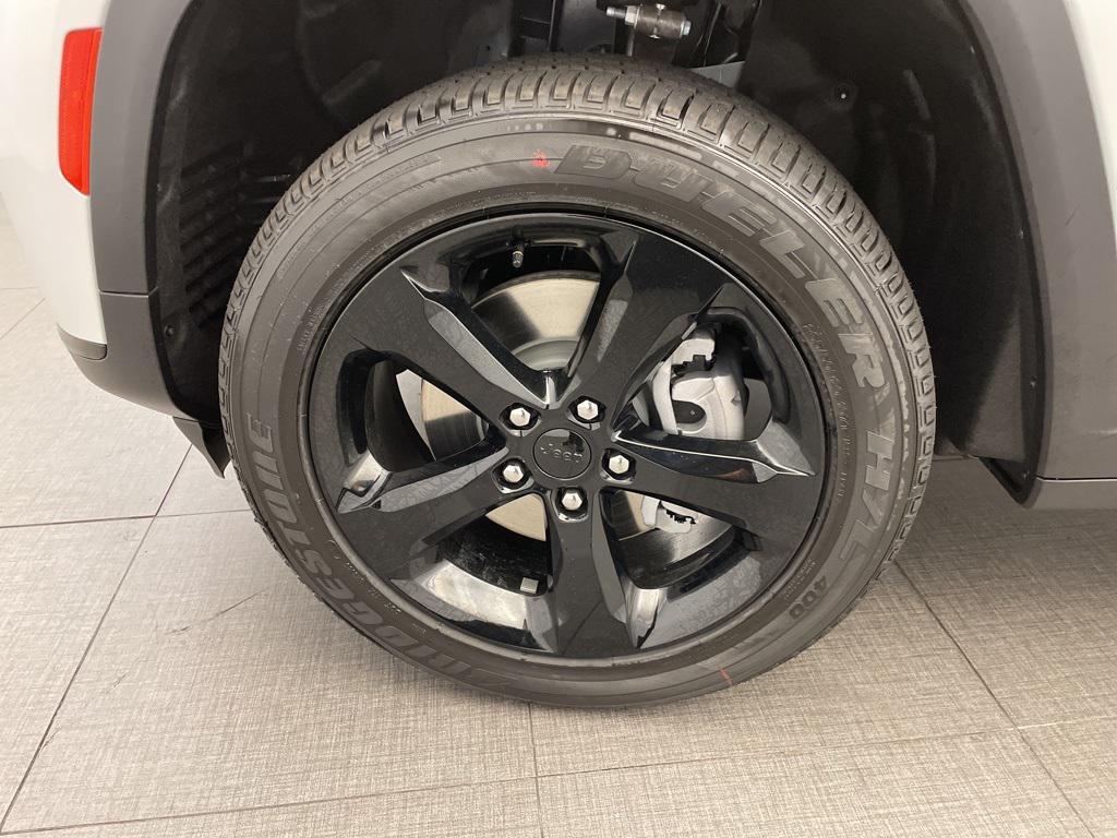 new 2025 Jeep Grand Cherokee L car, priced at $38,110