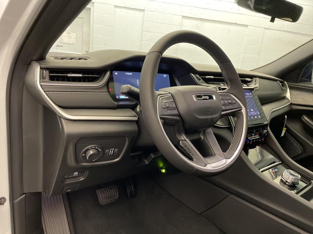 new 2025 Jeep Grand Cherokee L car, priced at $38,110